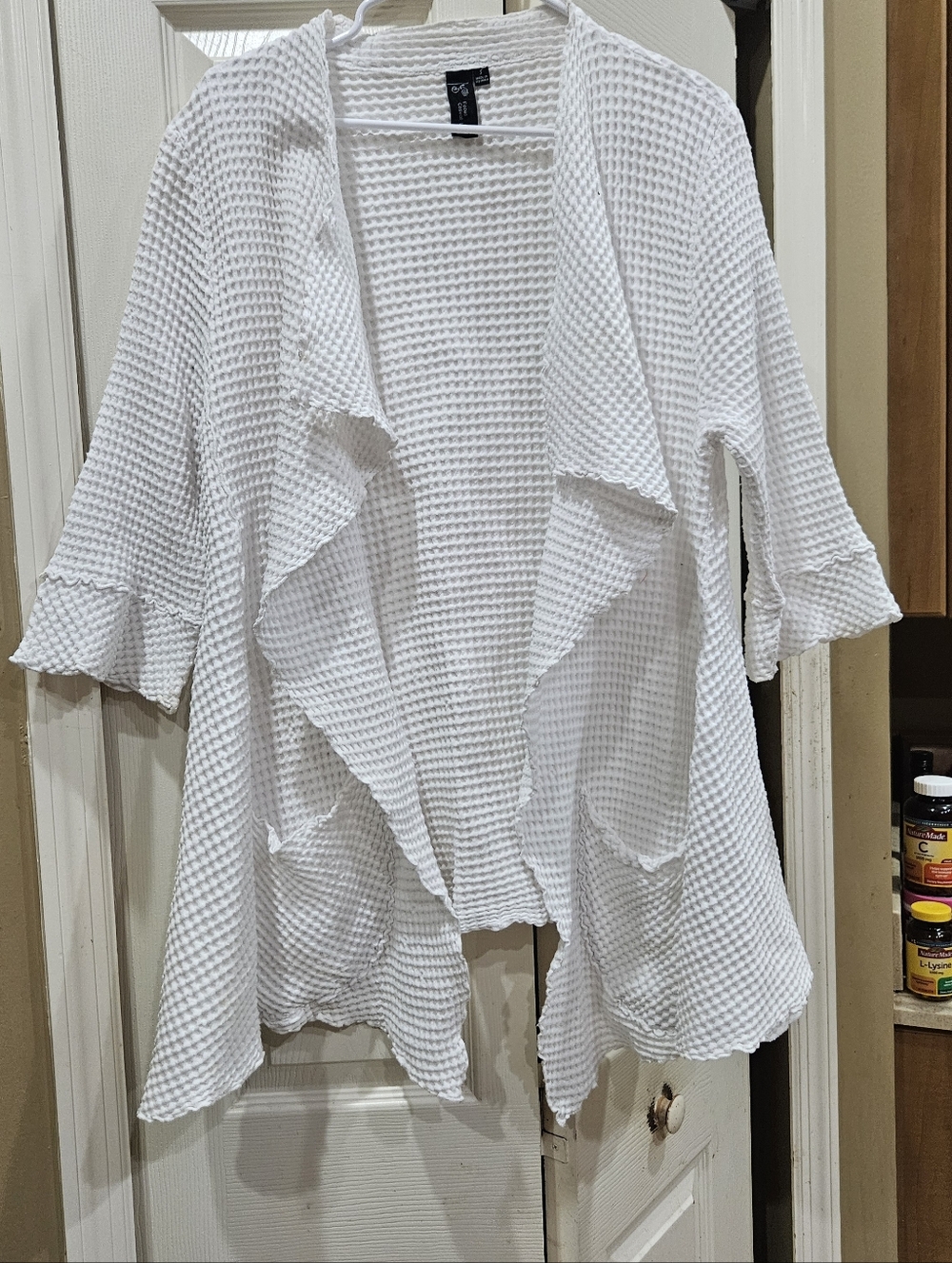 WHITE SWEATER JACKET, Large White Sweater, Focus Casual Life Jacket